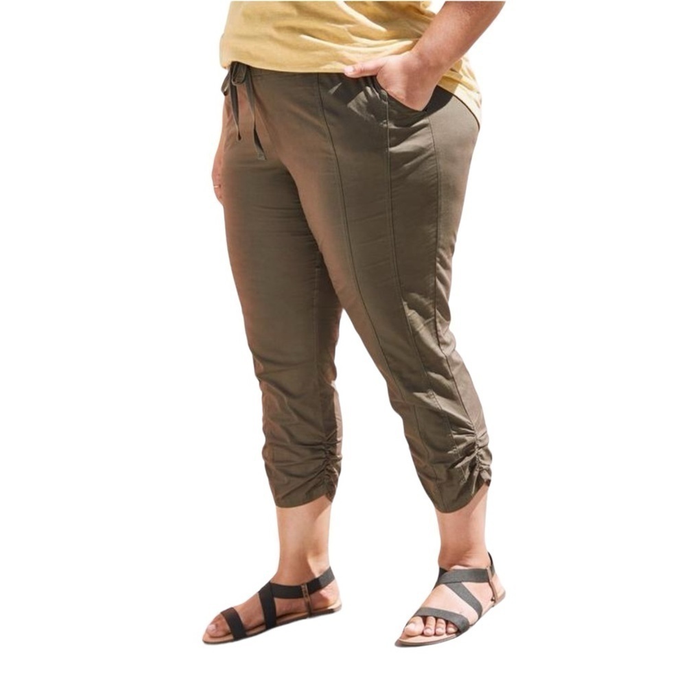 Torrid Crop Pull-On Skinny Stretch Poplin Mid-Rise Pant Green 20